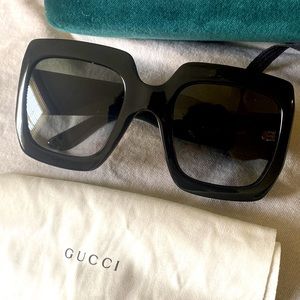 GUCCI Oversized Square Sunglasses